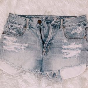 low/mid rise american eagle shorts size 6